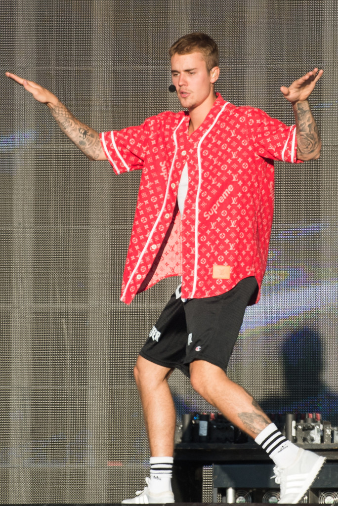 Justin Bieber Turns 25 Look Back At His Evolution E Online Au